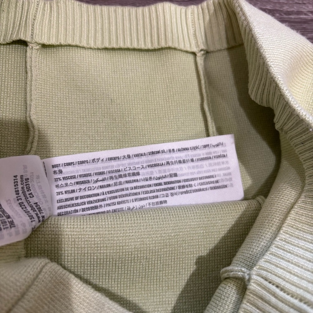Abercrombie & Fitch Light Green Square Neckline Ribbed Knit Tank Top Size XS - Picture 6 of 6